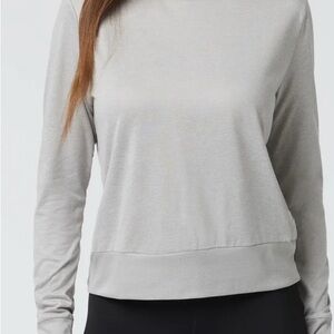 Vuori Gray Long Sleeve Tee